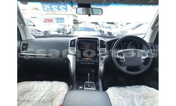 Buy Import Toyota Land Cruiser Black Car in Import - Dubai in A'ana Buy Import Toyota Land Cruiser Black Car in Import - Dubai in A'ana