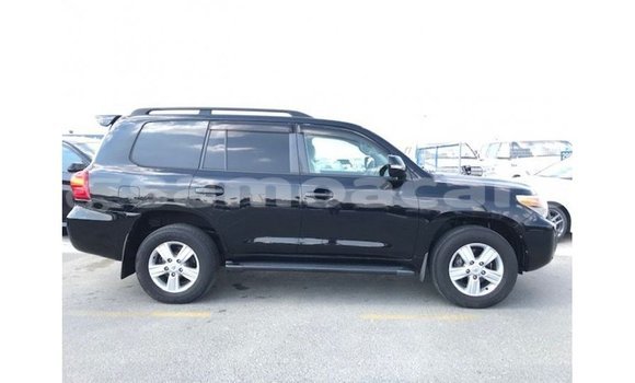 Buy Import Toyota Land Cruiser Black Car in Import - Dubai in A'ana Buy Import Toyota Land Cruiser Black Car in Import - Dubai in A'ana