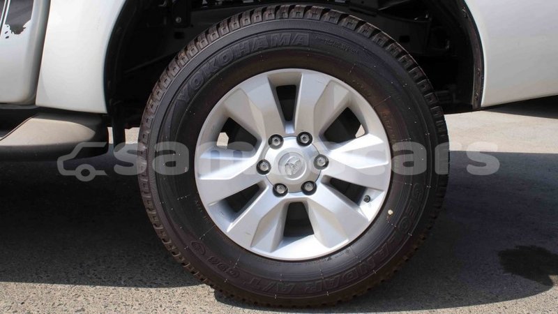 Big with watermark toyota hilux a ana import dubai 3334