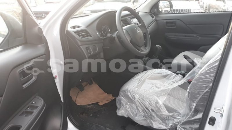 Big with watermark mitsubishi l200 a ana import dubai 3336