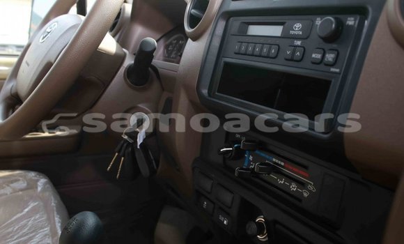 Buy Import Toyota Land Cruiser Beige Car in Import - Dubai in A'ana Buy Import Toyota Land Cruiser Beige Car in Import - Dubai in A'ana