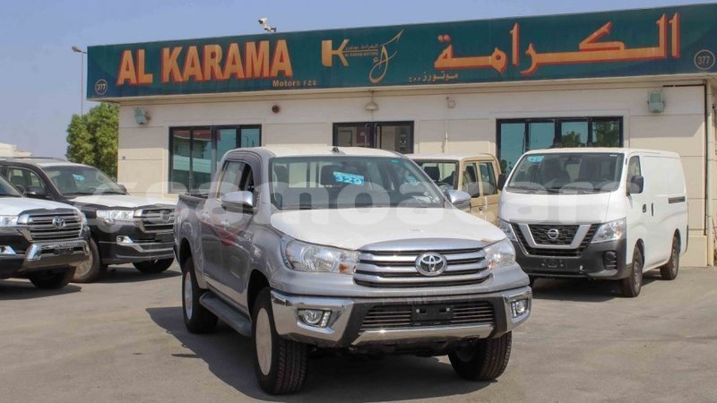 Big with watermark toyota hilux a ana import dubai 3338