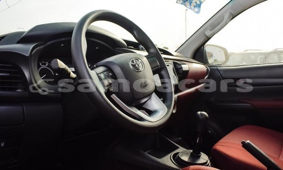 Buy Import Toyota Hilux White Car in Import - Dubai in A'ana Buy Import Toyota Hilux White Car in Import - Dubai in A'ana