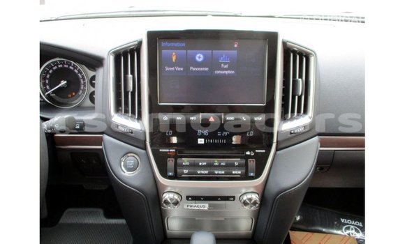 Acheter Import Voiture Toyota Land Cruiser Noir à Import - Dubai, A'ana Acheter Import Voiture Toyota Land Cruiser Noir à Import - Dubai, A'ana