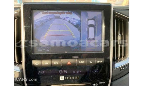 Acheter Import Voiture Toyota Land Cruiser Noir à Import - Dubai, A'ana Acheter Import Voiture Toyota Land Cruiser Noir à Import - Dubai, A'ana