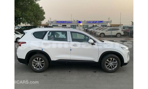 Acheter Import Voiture Hyundai Santa Fe Blanc à Import - Dubai, A'ana Acheter Import Voiture Hyundai Santa Fe Blanc à Import - Dubai, A'ana