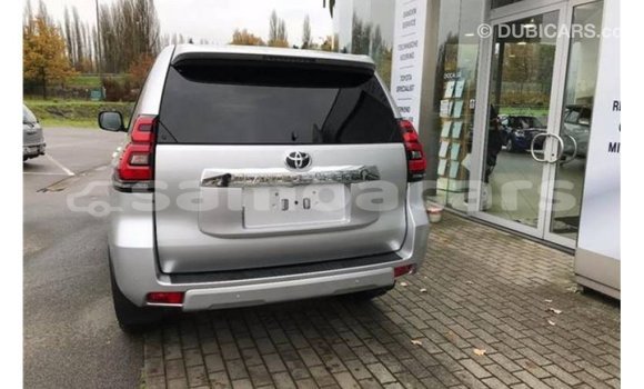 Acheter Import Voiture Toyota Prado Autre à Import - Dubai, A'ana Acheter Import Voiture Toyota Prado Autre à Import - Dubai, A'ana