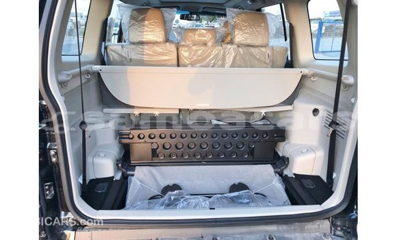 Acheter Import Voiture Mitsubishi Pajero Noir à Import - Dubai, A'ana Acheter Import Voiture Mitsubishi Pajero Noir à Import - Dubai, A'ana