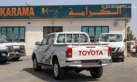 Buy Import Toyota Hilux White Car in Import - Dubai in A'ana Buy Import Toyota Hilux White Car in Import - Dubai in A'ana