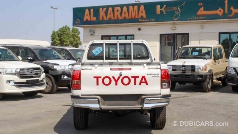 Big with watermark toyota hilux a ana import dubai 3403