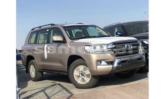 Buy Import Toyota Land Cruiser Other Car in Import - Dubai in A'ana Buy Import Toyota Land Cruiser Other Car in Import - Dubai in A'ana