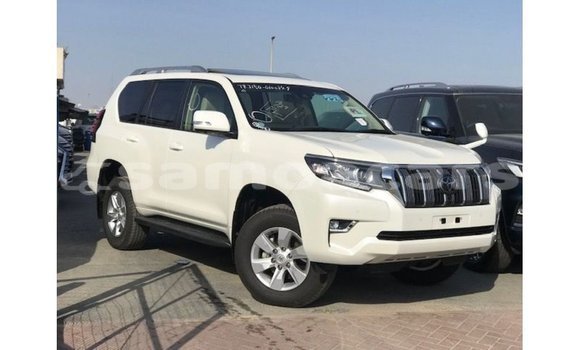 Buy Import Toyota Prado White Car in Import - Dubai in A'ana Buy Import Toyota Prado White Car in Import - Dubai in A'ana