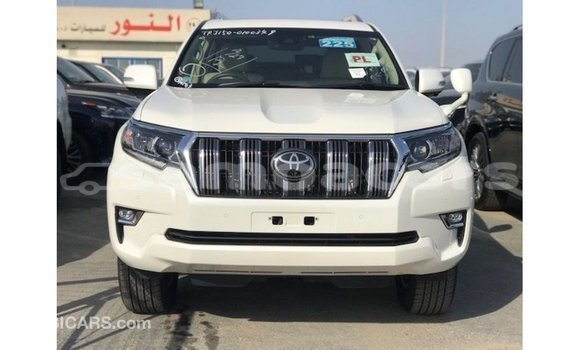Buy Import Toyota Prado White Car in Import - Dubai in A'ana Buy Import Toyota Prado White Car in Import - Dubai in A'ana
