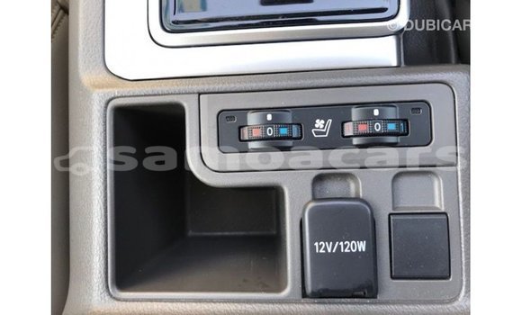 Buy Import Toyota Prado White Car in Import - Dubai in A'ana Buy Import Toyota Prado White Car in Import - Dubai in A'ana