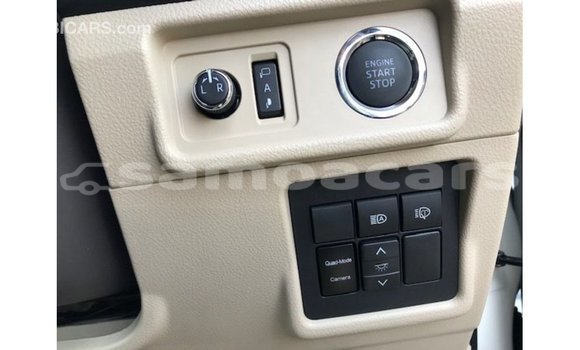 Buy Import Toyota Prado White Car in Import - Dubai in A'ana Buy Import Toyota Prado White Car in Import - Dubai in A'ana
