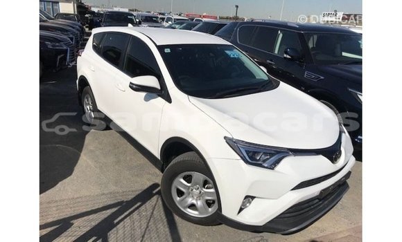 Buy Import Toyota 4Runner White Car in Import - Dubai in A'ana Buy Import Toyota 4Runner White Car in Import - Dubai in A'ana