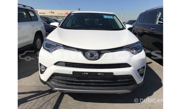 Buy Import Toyota 4Runner White Car in Import - Dubai in A'ana Buy Import Toyota 4Runner White Car in Import - Dubai in A'ana