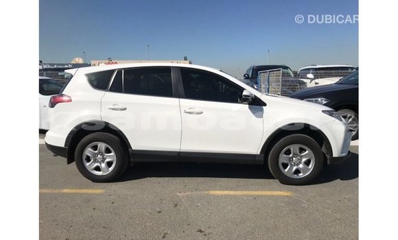 Buy Import Toyota 4Runner White Car in Import - Dubai in A'ana Buy Import Toyota 4Runner White Car in Import - Dubai in A'ana