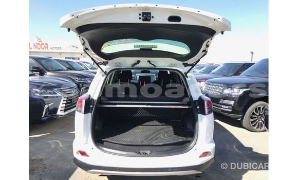 Buy Import Toyota 4Runner White Car in Import - Dubai in A'ana Buy Import Toyota 4Runner White Car in Import - Dubai in A'ana