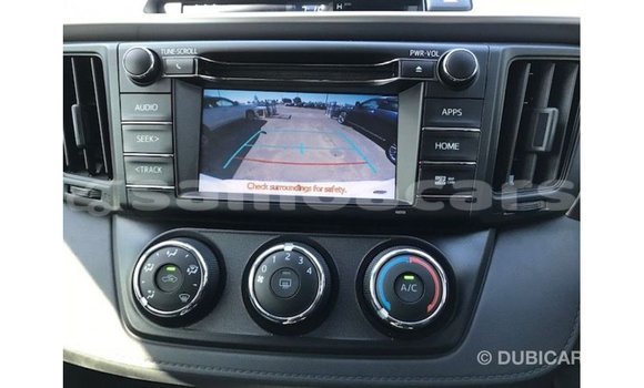 Buy Import Toyota 4Runner White Car in Import - Dubai in A'ana Buy Import Toyota 4Runner White Car in Import - Dubai in A'ana