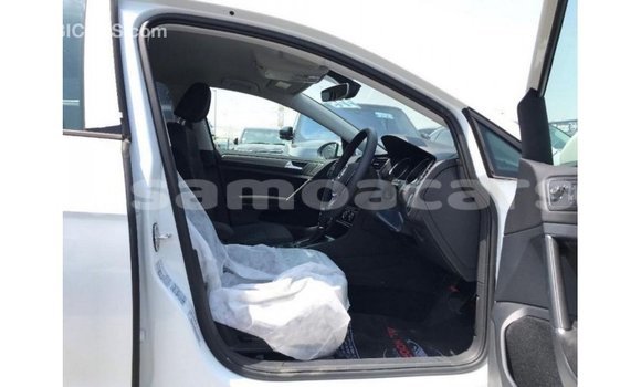 Buy Import Volkswagen Golf White Car in Import - Dubai in A'ana Buy Import Volkswagen Golf White Car in Import - Dubai in A'ana