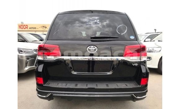 Buy Import Toyota Land Cruiser Black Car in Import - Dubai in A'ana Buy Import Toyota Land Cruiser Black Car in Import - Dubai in A'ana