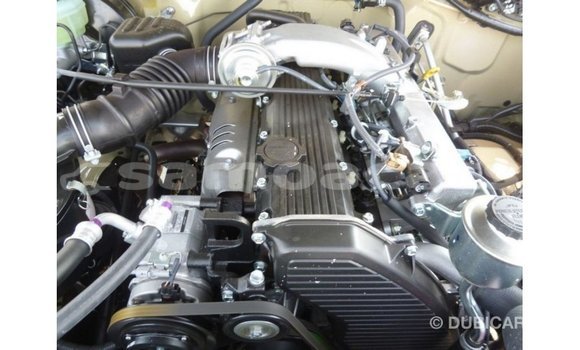 Buy Import Toyota Land Cruiser Beige Car in Import - Dubai in A'ana Buy Import Toyota Land Cruiser Beige Car in Import - Dubai in A'ana