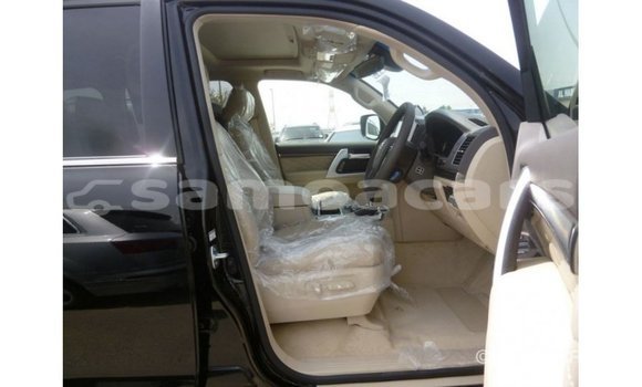 Buy Import Toyota Land Cruiser Black Car in Import - Dubai in A'ana Buy Import Toyota Land Cruiser Black Car in Import - Dubai in A'ana