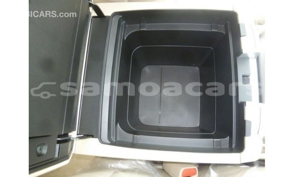 Buy Import Toyota Land Cruiser Black Car in Import - Dubai in A'ana Buy Import Toyota Land Cruiser Black Car in Import - Dubai in A'ana