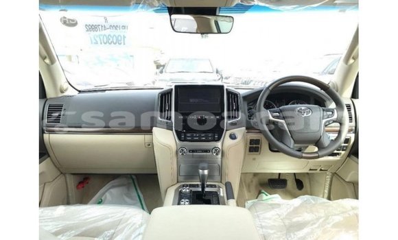 Buy Import Toyota Land Cruiser Black Car in Import - Dubai in A'ana Buy Import Toyota Land Cruiser Black Car in Import - Dubai in A'ana