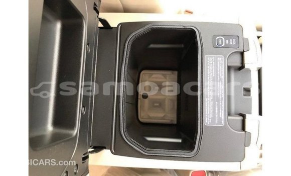 Buy Import Toyota Land Cruiser Black Car in Import - Dubai in A'ana Buy Import Toyota Land Cruiser Black Car in Import - Dubai in A'ana