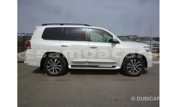 Buy Import Toyota Land Cruiser White Car in Import - Dubai in A'ana Buy Import Toyota Land Cruiser White Car in Import - Dubai in A'ana