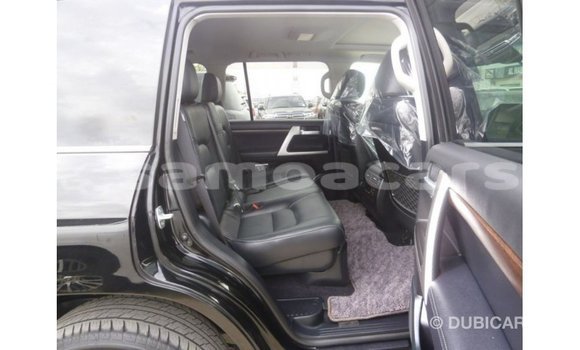 Buy Import Toyota Land Cruiser Black Car in Import - Dubai in A'ana Buy Import Toyota Land Cruiser Black Car in Import - Dubai in A'ana