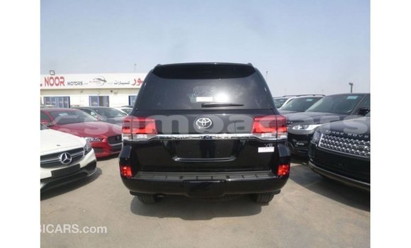 Buy Import Toyota Land Cruiser Black Car in Import - Dubai in A'ana Buy Import Toyota Land Cruiser Black Car in Import - Dubai in A'ana