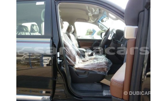 Buy Import Toyota Land Cruiser Black Car in Import - Dubai in A'ana Buy Import Toyota Land Cruiser Black Car in Import - Dubai in A'ana