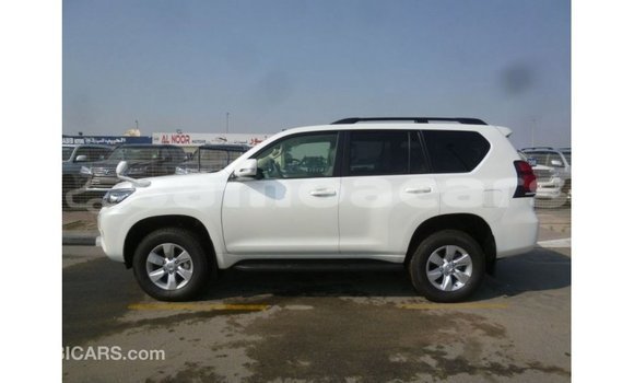 Buy Import Toyota Prado White Car in Import - Dubai in A'ana Buy Import Toyota Prado White Car in Import - Dubai in A'ana