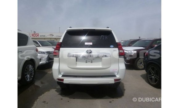 Buy Import Toyota Prado White Car in Import - Dubai in A'ana Buy Import Toyota Prado White Car in Import - Dubai in A'ana