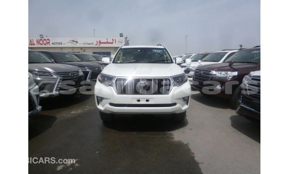 Buy Import Toyota Prado White Car in Import - Dubai in A'ana Buy Import Toyota Prado White Car in Import - Dubai in A'ana