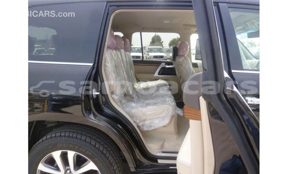 Buy Import Toyota Land Cruiser Black Car in Import - Dubai in A'ana Buy Import Toyota Land Cruiser Black Car in Import - Dubai in A'ana