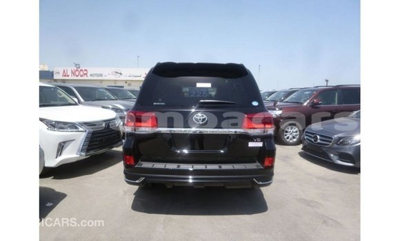 Buy Import Toyota Land Cruiser Black Car in Import - Dubai in A'ana Buy Import Toyota Land Cruiser Black Car in Import - Dubai in A'ana