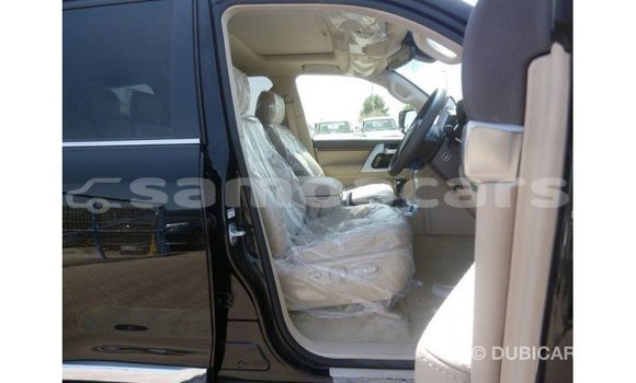 Buy Import Toyota Land Cruiser Black Car in Import - Dubai in A'ana Buy Import Toyota Land Cruiser Black Car in Import - Dubai in A'ana