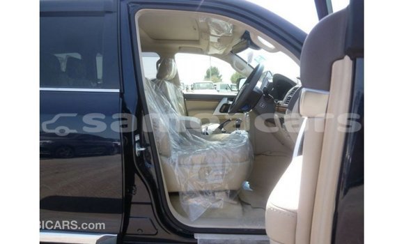 Buy Import Toyota Land Cruiser Blue Car in Import - Dubai in A'ana Buy Import Toyota Land Cruiser Blue Car in Import - Dubai in A'ana