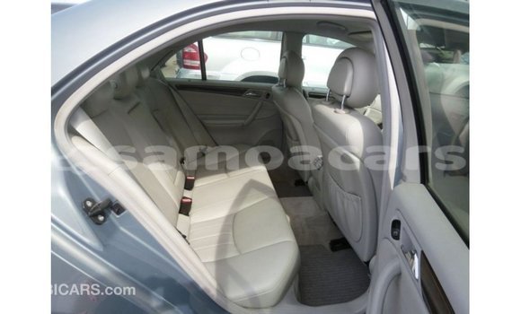 Buy Import Mercedes-Benz 190 Blue Car in Import - Dubai in A'ana Buy Import Mercedes-Benz 190 Blue Car in Import - Dubai in A'ana
