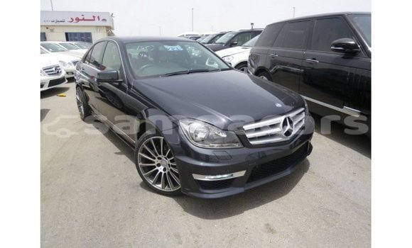 Buy Import Mercedes-Benz 190 Black Car in Import - Dubai in A'ana Buy Import Mercedes-Benz 190 Black Car in Import - Dubai in A'ana
