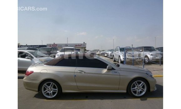 Buy Import Mercedes-Benz 200 Other Car in Import - Dubai in A'ana Buy Import Mercedes-Benz 200 Other Car in Import - Dubai in A'ana