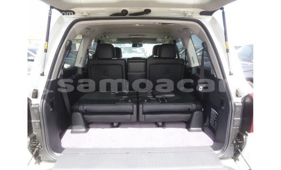 Buy Import Toyota Land Cruiser White Car in Import - Dubai in A'ana Buy Import Toyota Land Cruiser White Car in Import - Dubai in A'ana