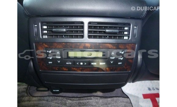 Buy Import Toyota Land Cruiser White Car in Import - Dubai in A'ana Buy Import Toyota Land Cruiser White Car in Import - Dubai in A'ana