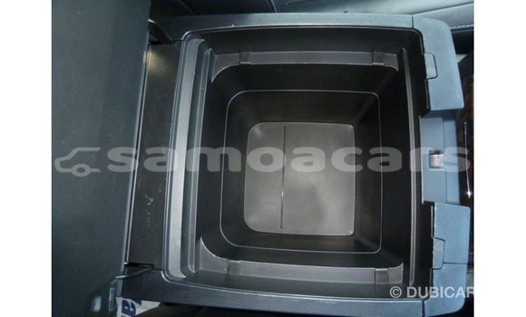 Buy Import Toyota Land Cruiser White Car in Import - Dubai in A'ana Buy Import Toyota Land Cruiser White Car in Import - Dubai in A'ana