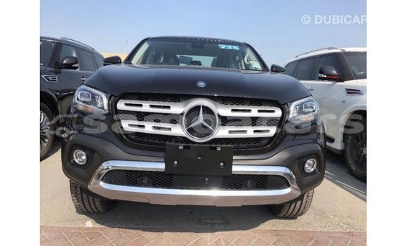 Buy Import Mercedes-Benz 250 Black Car in Import - Dubai in A'ana Buy Import Mercedes-Benz 250 Black Car in Import - Dubai in A'ana