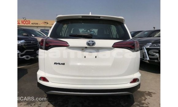Buy Import Toyota 4Runner White Car in Import - Dubai in A'ana Buy Import Toyota 4Runner White Car in Import - Dubai in A'ana